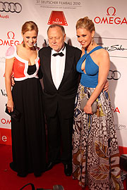 Regisseur Joseph Vilsmaier und seine Töchter Theresa (l.) und Janina (Foto: Martin Schmitz)